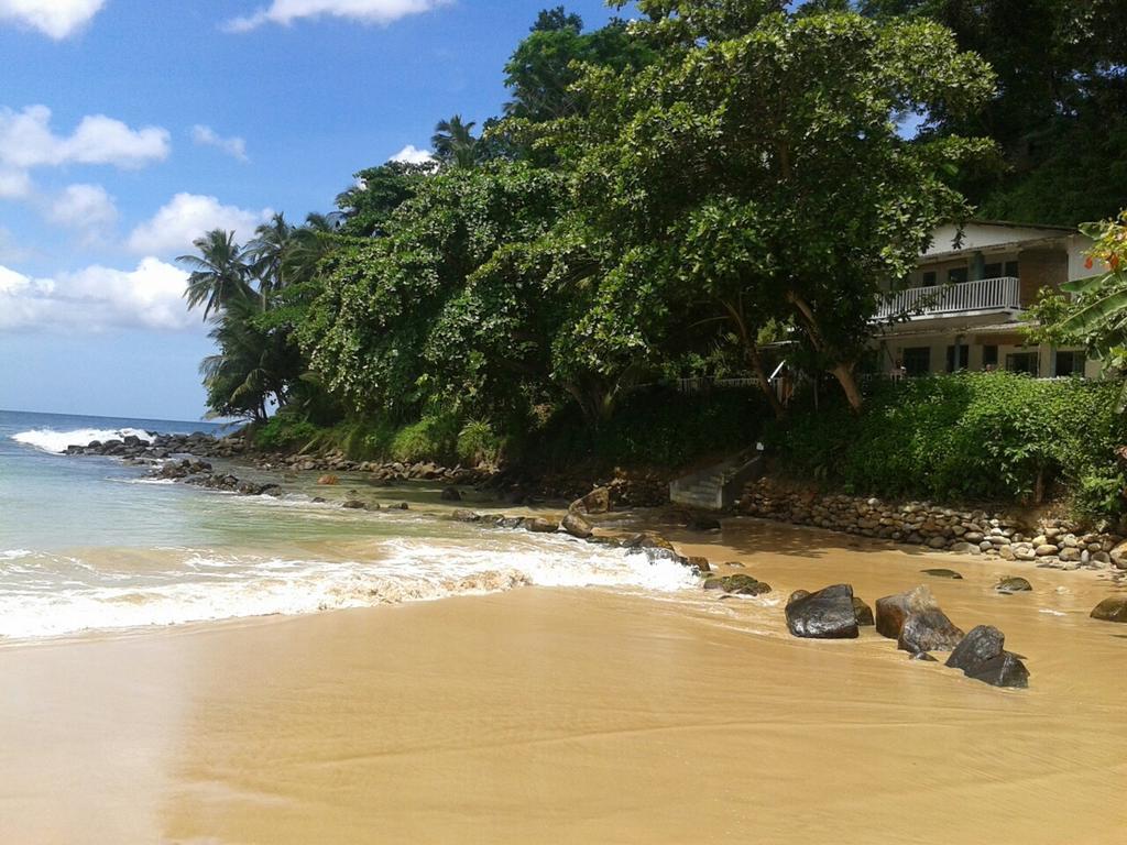 Talalla Bay Beach House Room photo